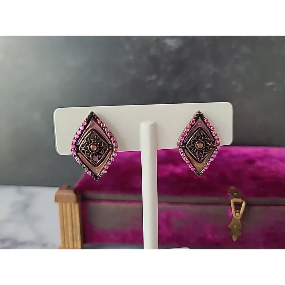 Vintage Filigree Clip-on Earrings